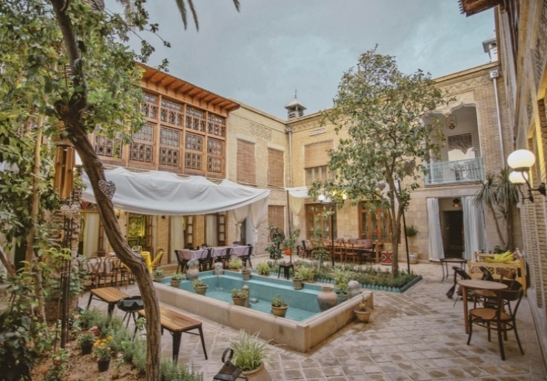 Darbe Shazdeh Boutique Hotel